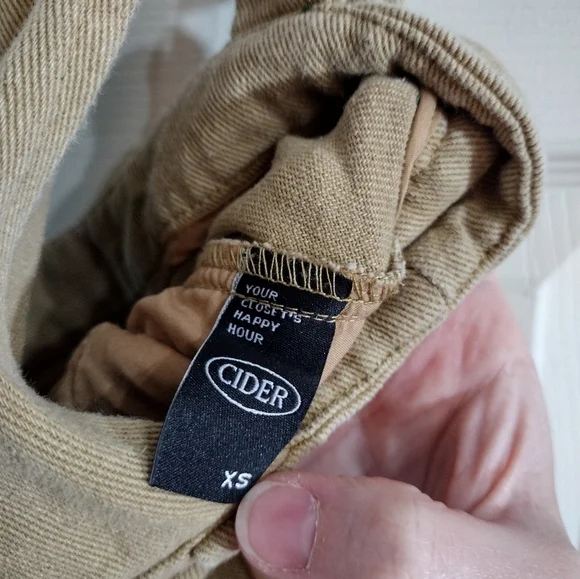 Cider Beige Floral Embroidered Wide-Leg Jumpsuit - Picture 9 of 13